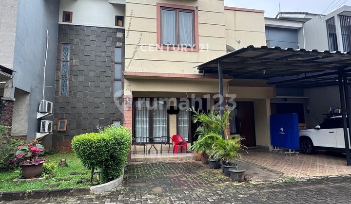 For Sale Strategic House Attractive Price in Cipadu
