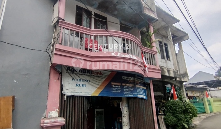 For Sale 3-Story Strategic House in Sawah Baru, Ciputat, Tangsel