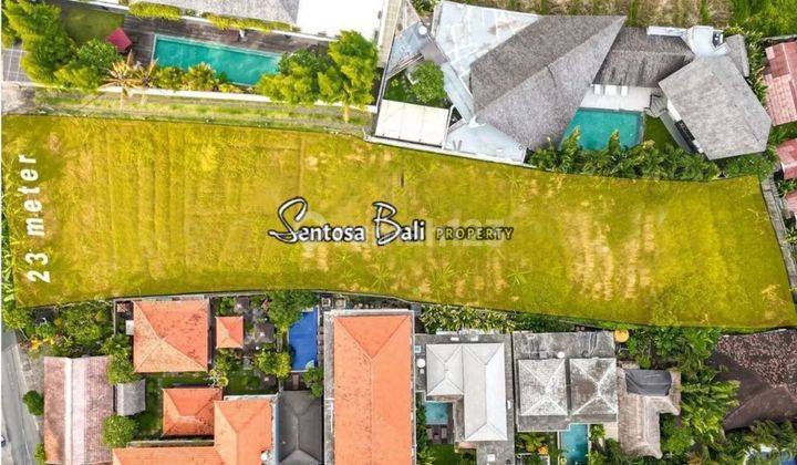 Tanah 1725m² di Batan Kangin Tibubeneng Canggu , Lingk Villa 1