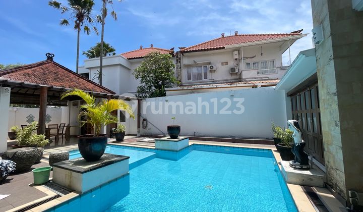 Villa Sanur - Cluster one gate 4BR luas 470m² Villa Sanur - Cluster one gate 4BR luas 470m²