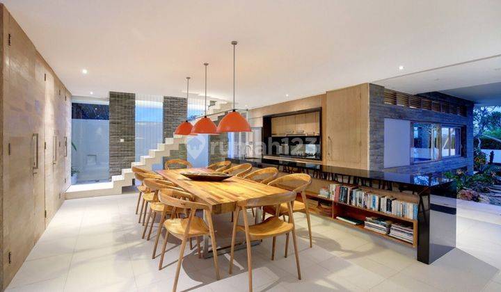 Stunning Modern Villa In Balangan Ungasan Badung  4