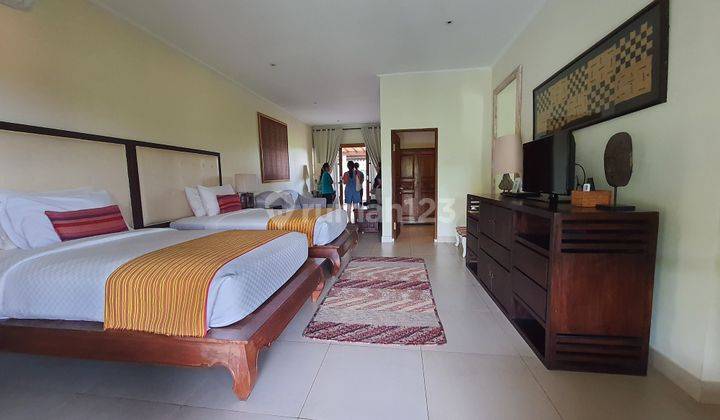 Villa di Kerobokan , Badung, Bali Modern Kontemporer Style