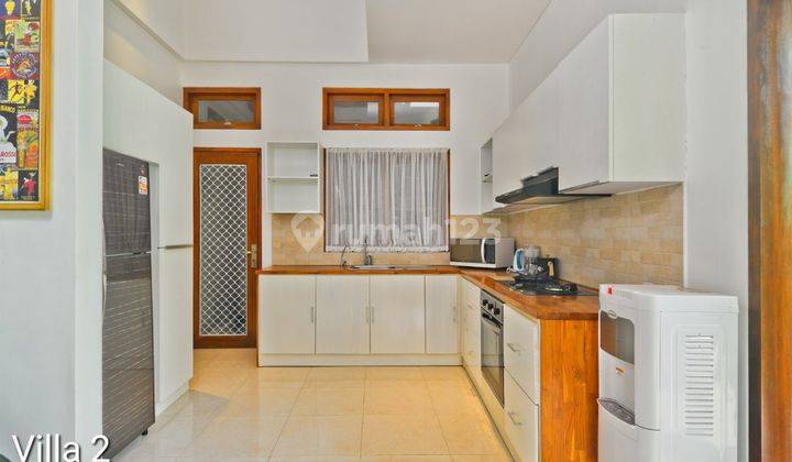 2 Unit Villa di Pering , Saba Gianyar, Lingkungan Sawah Pedesaan