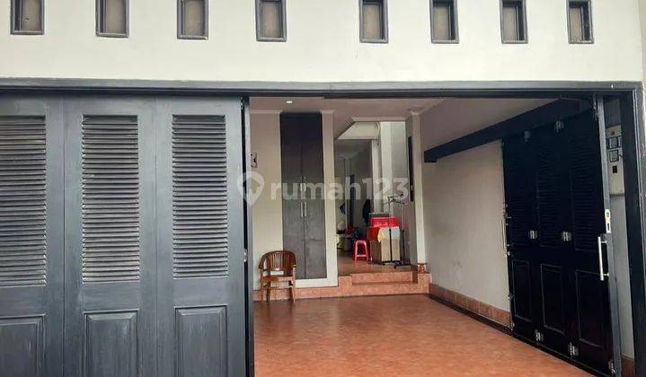 Rumah Mewah di Merdeka , Renon , Denpasar 5