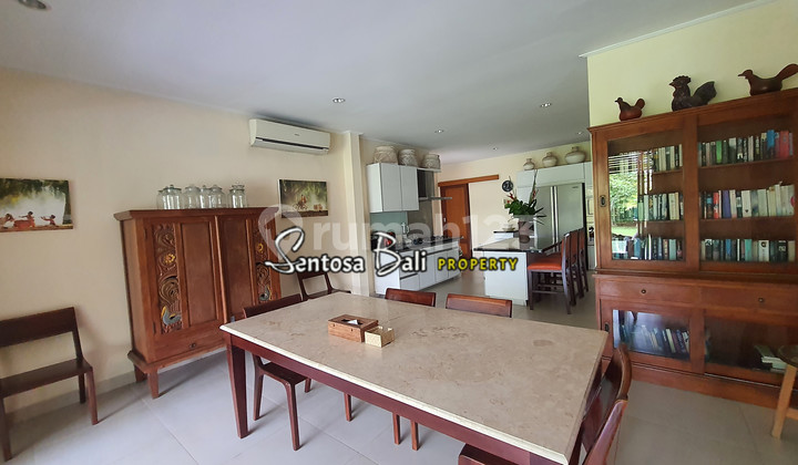 Luxury Villa di Kerobokan , Badung Dekat Seminyak Umalas