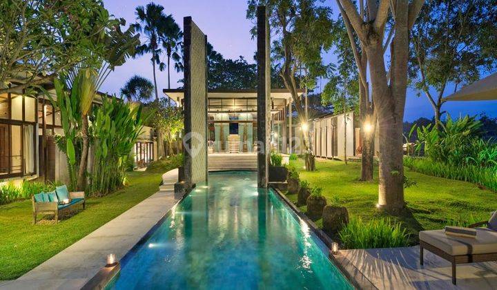 Luxury Villa di Batu Bolong , Canggu, Dekat Pantai 2