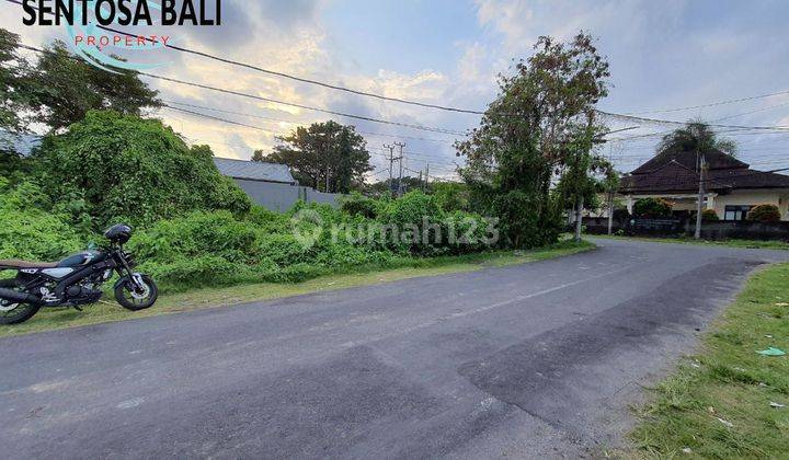 Land For Lease In Seminyak , Badung .dewi Saraswati Street 2