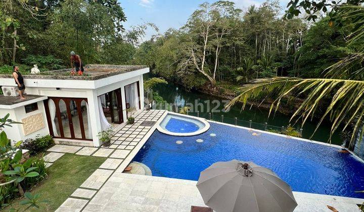 Luxury Colonial Villa di Pasut Tabanan River Side  2