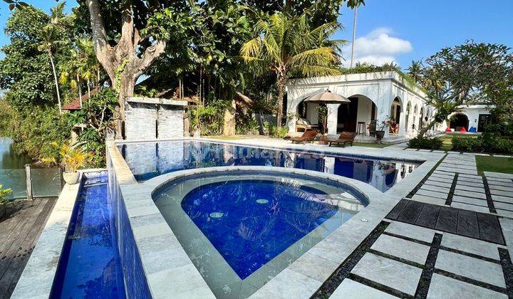 Luxury Colonial Villa di Pasut Tabanan River Side  1