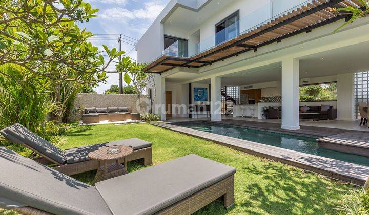 Minimalis Modern Villa di Pecatu , Bali Lingkungan Villa 2