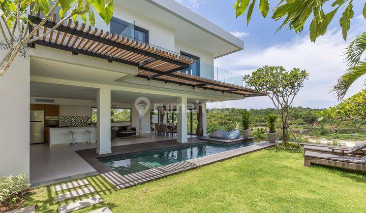 Minimalis Modern Villa di Pecatu , Bali Lingkungan Villa 2