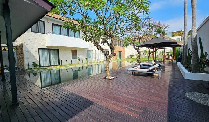 Luxury Villa di Batu Belig Kerobokan Dekat Pantai 2