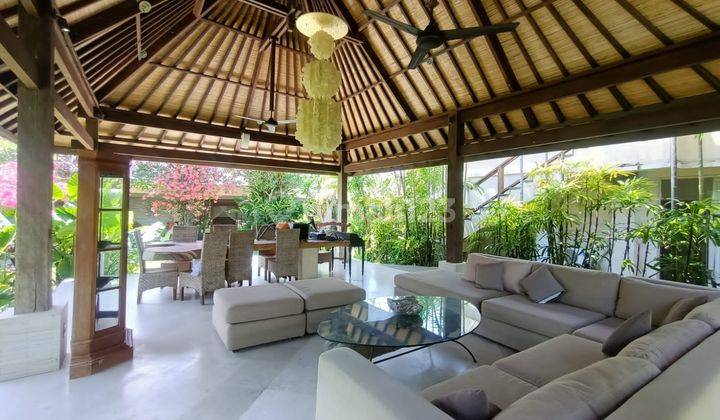 Villa In Padang Galak Sanur Spacious Lush Garden 2