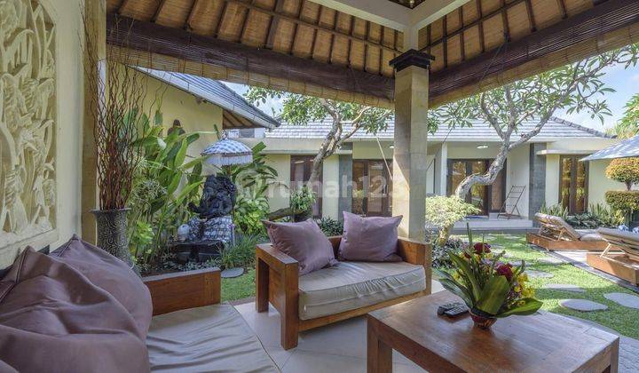 Balinese Modern Villa 400m² in Seminyak Bali 2