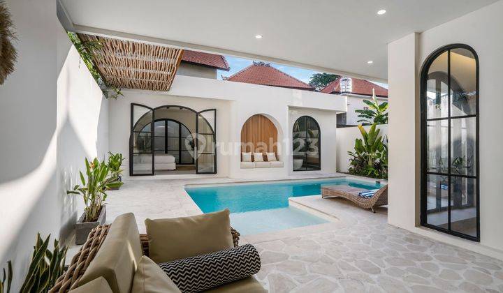 Brand New 3 Bedrooms Villa In Babakan Canggu Floor 275m² 1