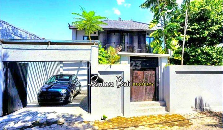 Kuwum House 3 Bedrooms 300m² di Kuwum Kerobokan Bali 1