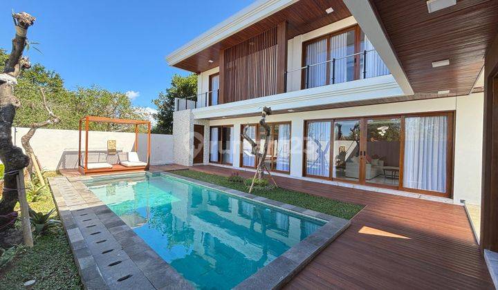 Brand New Villa 4 Bedrooms 450m² in Ocean Blue Kutuh Nusa Dua 1