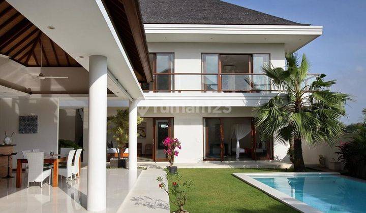 5 Bedrooms Villa 595m2 di Batu Bolong Canggu  1