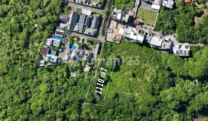 Tanah Ocean View 1110m2 di Siligita Nusa dua Bali - lingkungan Villa