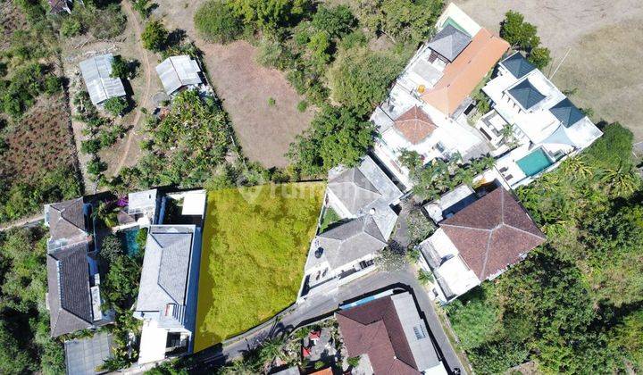 Land 490m2 in Gedong Sari Nusa Dua, Villa Environment 1