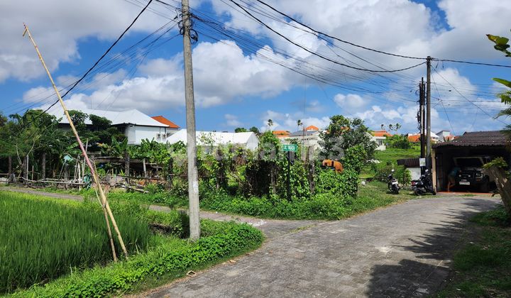 Tanah di Bumbak Umalas - 2836m2 Lingkungan Villa