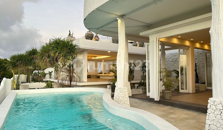 Luxury Mediteranean Villa 3 Bedrooms 613 M2 Luxury Mediteranean Villa 3 Bedrooms 613 M2