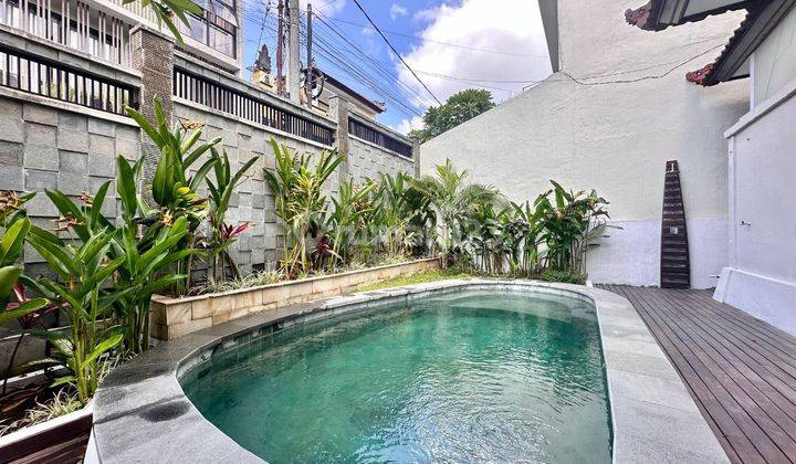 House With Pool 3 Bedrooms 300m2 in Tegal Cupek Umalas Kerobokan 2