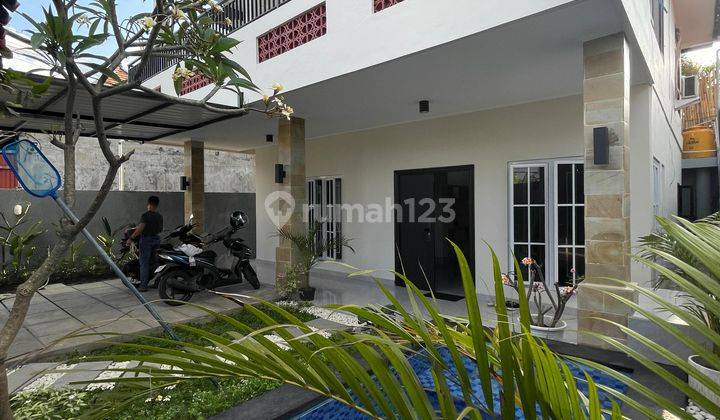 Yearly Rental 3 Bedrooms House 200m² In Kerobokan  1