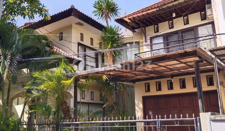 Rumah dekat Puputan Renon Denpasar 370 m² 1