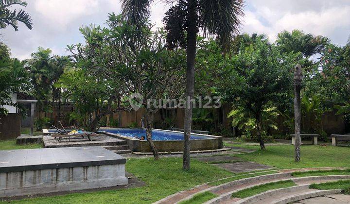 Rumah Modern Minimalis 3 Bedrooms 158m2 di Kerobokan Bali 2