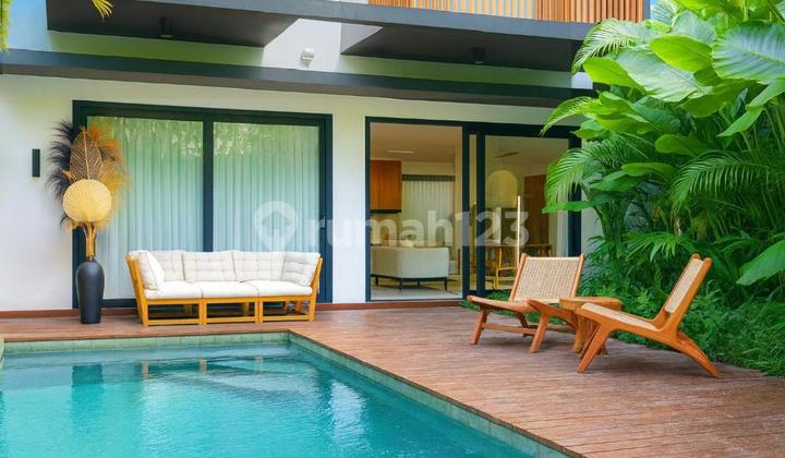 Lease Hold Villa Batu Mejan Canggu 3 Bedrooms 219M² Lease Hold Villa Batu Mejan Canggu 3 Bedrooms 219M²