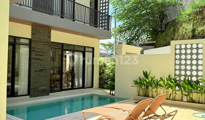 Modern Villa Nusa Dua 3 Bedrooms 192M² 2
