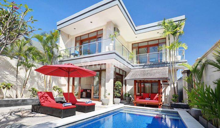 Luxury Villa In Legian Seminyak Bali 3 Bedrooms 223m2 1