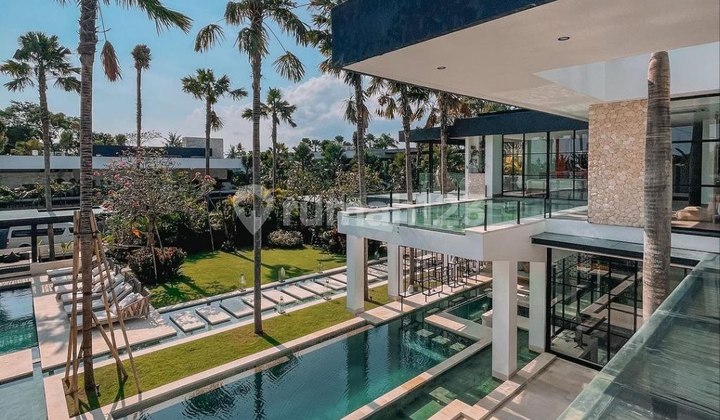 Luxururious Modern villa in Tumbak bayuh Pererenan Canggu 2