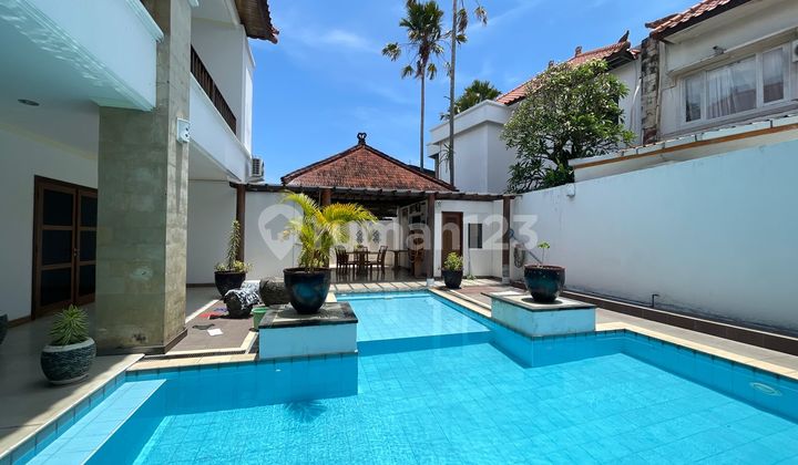 Villa Sanur - Cluster one gate 4BR luas 470m² 2
