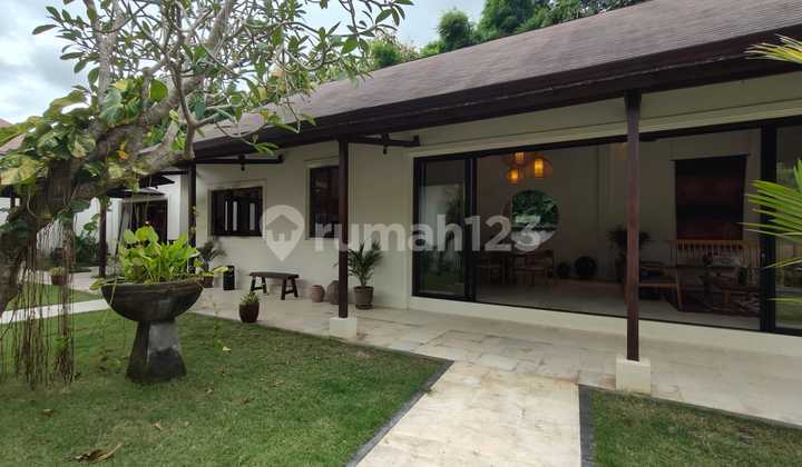 Luxury Villa 5 Bedrooms 1240m² Jimbaran Bali 2