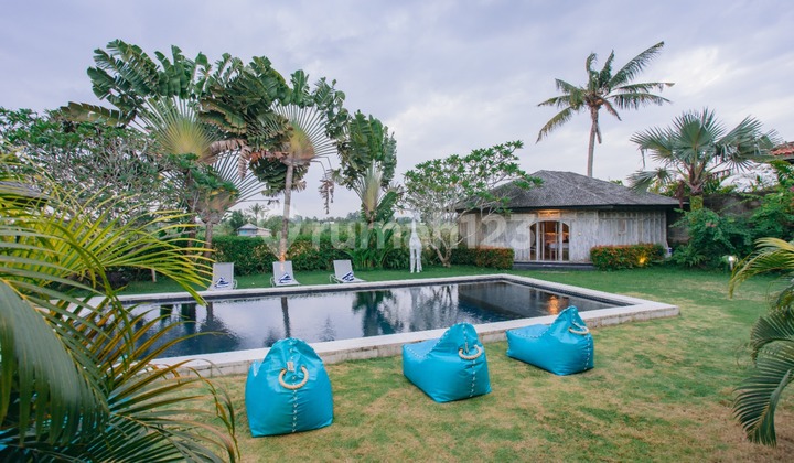 Luxury Villa Nyanyi - Tabanan 4 Bedrooms 1000M2 Luxury Villa Nyanyi - Tabanan 4 Bedrooms 1000M2