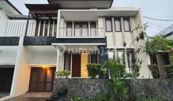 Rumah mewah 4BR Luas 286m2 Harvest land Kuta Bali