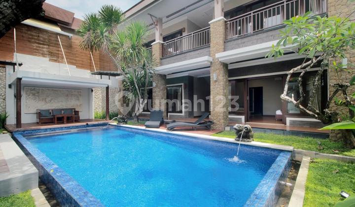 Luxury Villla Seminyak 4 Bedrooms 450M2 2