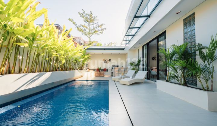 Luxury brand New Villa Balangan 5BR Land size 292m² 1