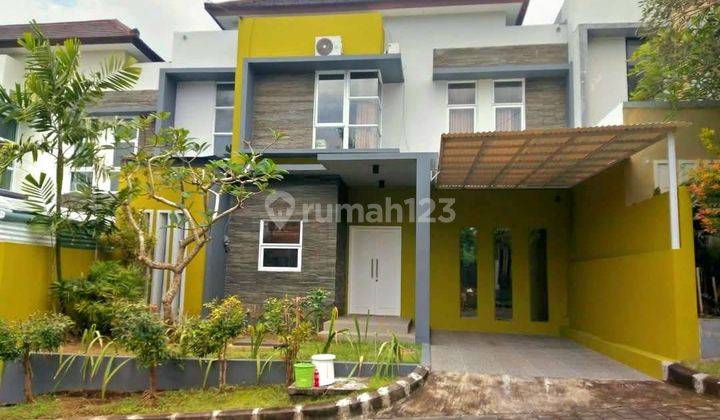 Freehold , Rumah modern ada pool , lingkungan Cluster di Ungasan 1