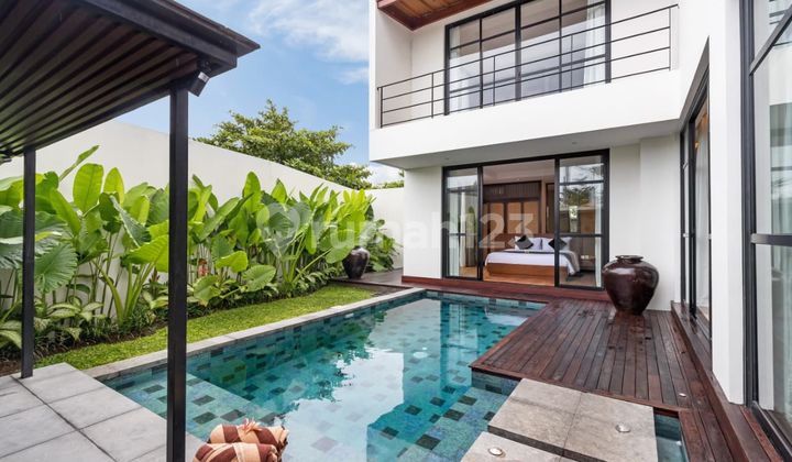 Modern Villa Central Berawa Canggu - 3 Bedrooms 200M2 Modern Villa Central Berawa Canggu - 3 Bedrooms 200M2