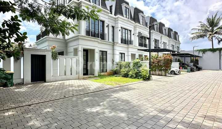 For Sale Kemang Jakarta Selatan French Classic House Dalam Cluster Siap Huni For Sale Kemang Jakarta Selatan French Classic House Dalam Cluster Siap Huni