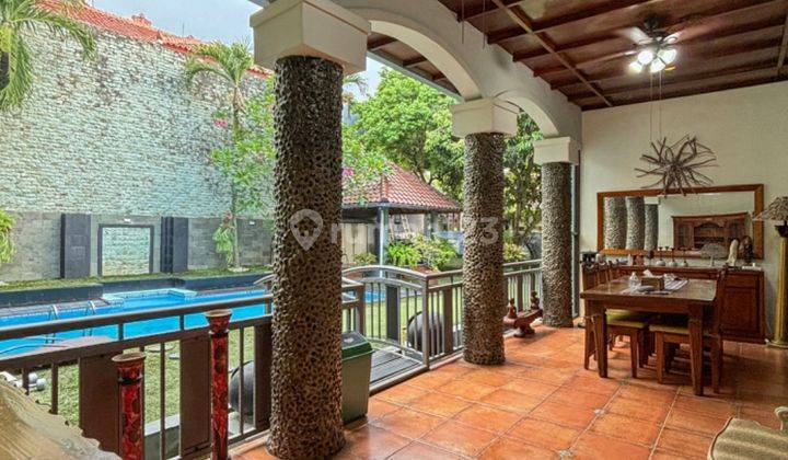 LEBAK BULUS - [FOR SALE] PERTANIAN LEBAK BULUS, TERAWAT DAN SIAP HUNI, FULL FURNISHED, SWIMMING POOL 2