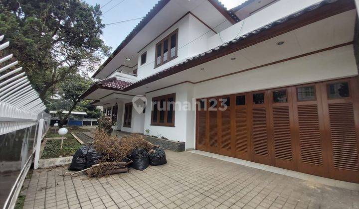 Rumah 2 Lantai Cocok Untuk Kantor Sayap Cipaganti, Bandung 4