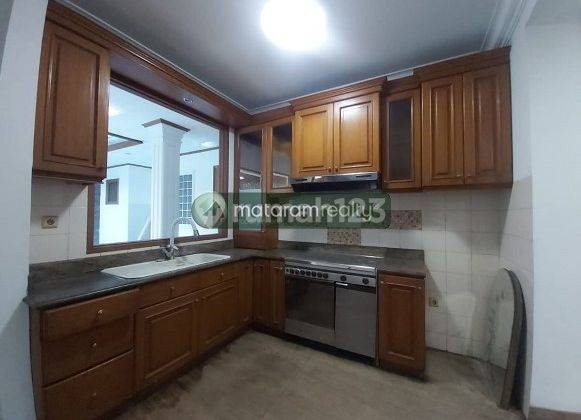 Rumah 2 Lantai Cocok Untuk Kantor Sayap Cipaganti, Bandung 14