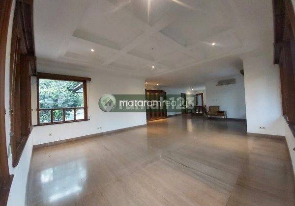 Rumah 2 Lantai Cocok Untuk Kantor Sayap Cipaganti, Bandung 21