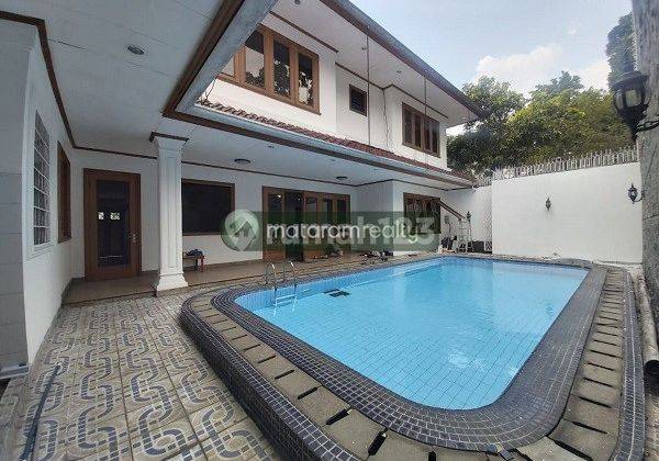Rumah 2 Lantai Cocok Untuk Kantor Sayap Cipaganti, Bandung 35