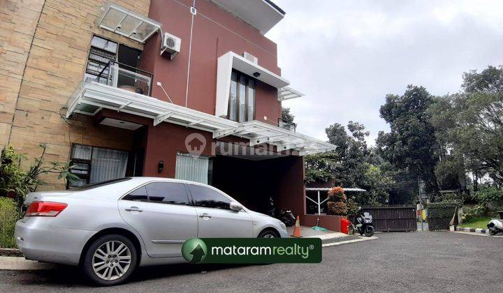 Rumah Lux 2 Lantai, Furnished, Surya Sumantri Pasteur, Siap Huni 4