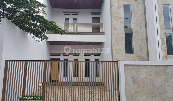 Rumah Baru 2 Lantai di Komplek Cikutra Baru, Siap Huni 1